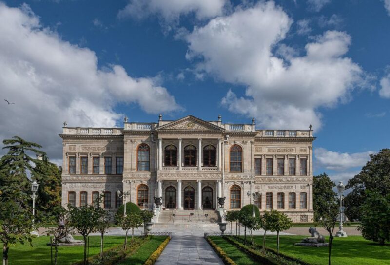 Guided Dolmabahce Palace Tour with Bosphorus Sunset Cruise - Exploring the Bosphorus Sunset Cruise