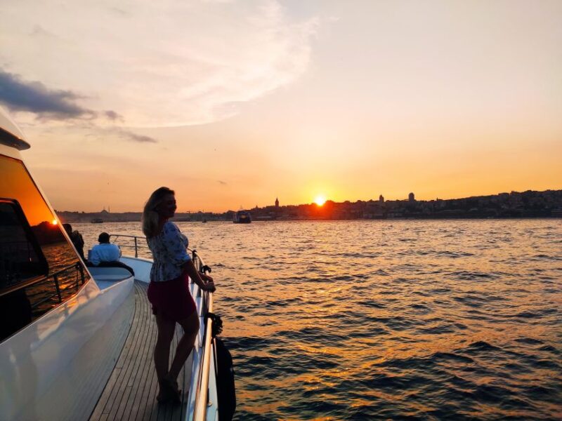 Guided Dolmabahce Palace Tour with Bosphorus Sunset Cruise - Stops Along the Scenic Route