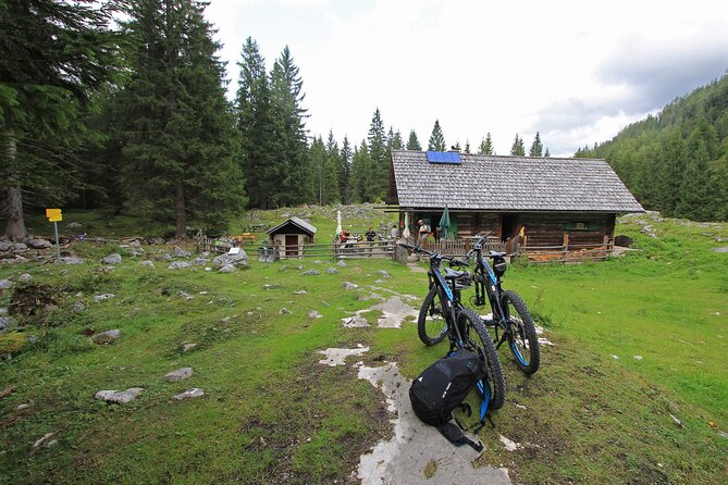 Guided e-bike tour of the alpine pastures in the Salzkammergut - Practical Details About the Stops