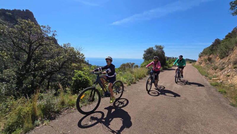 Guided electric mountain bike tour of the Estérel Massif - What’s Included and What You Need to Bring