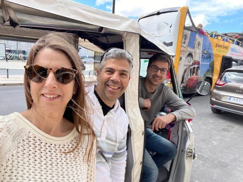 Guided Electric Piaggio Tuk-Tuk Tour of Historic Lisbon - How the Electric Piaggio Tuk-Tuk Ensures Comfort and Eco-Friendliness