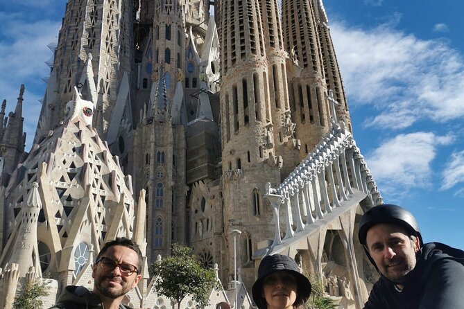 Guided Electric Scooter Tour in Barcelona - Coastal Views at La Barceloneta and Port Olímpic