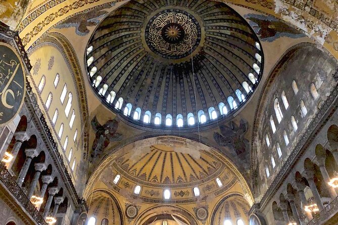 Guided Exclusive Half D.Tour: Blue Mosque, Hagia Sophia, Basilica - The Marvel of Hagia Sophia and Its Remarkable History