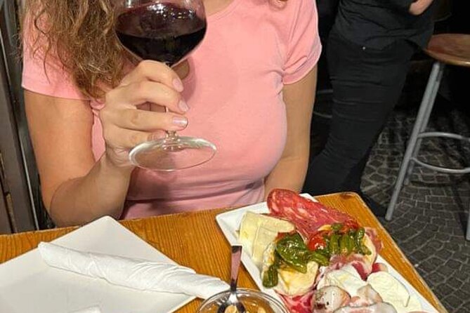 Guided, FUN Wine Tasting with Trivia Games, Napoli - The Guide: Knowledgeable and Approachable