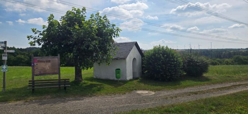 Guided hike on the "Hasenkammer" dream loop - Meeting Point at the Kirmesplatz in Herschwiesen