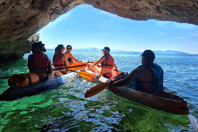 Guided kayak excursion in creeks - What Makes This Kayaking Tour Stand Out in Marseille