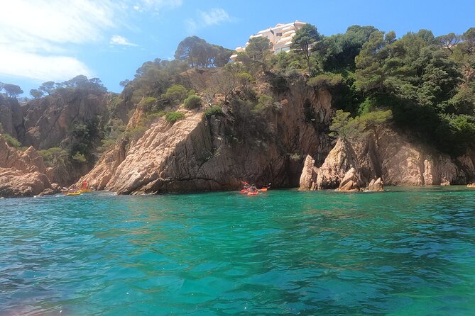 Guided Kayak & Snorkel tour to Costa Brava: Small Group and Lunch - Exploring the Costa Brava Coast