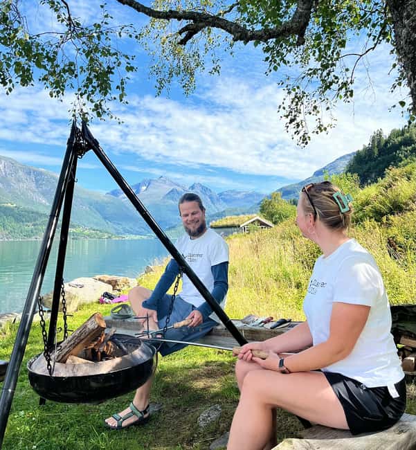 Guided Kayak Tour with Lunch by the Fire. Family friendly - Flexibility and Booking Options