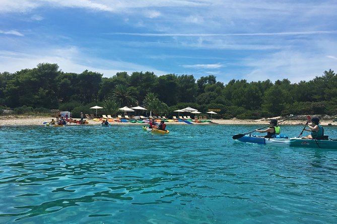 Guided kayaking tour to Pakleni islands - The Guides Role and Personalities