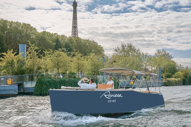Guided Luxury River Cruise & Walking Tour of Paris' Monuments - Landmark Highlights Seen from Outside and Discussed