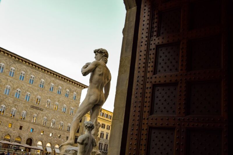Guided Medici Tour Florence: Discover Mysteries & History - The Expert Guides and Their Engaging Stories