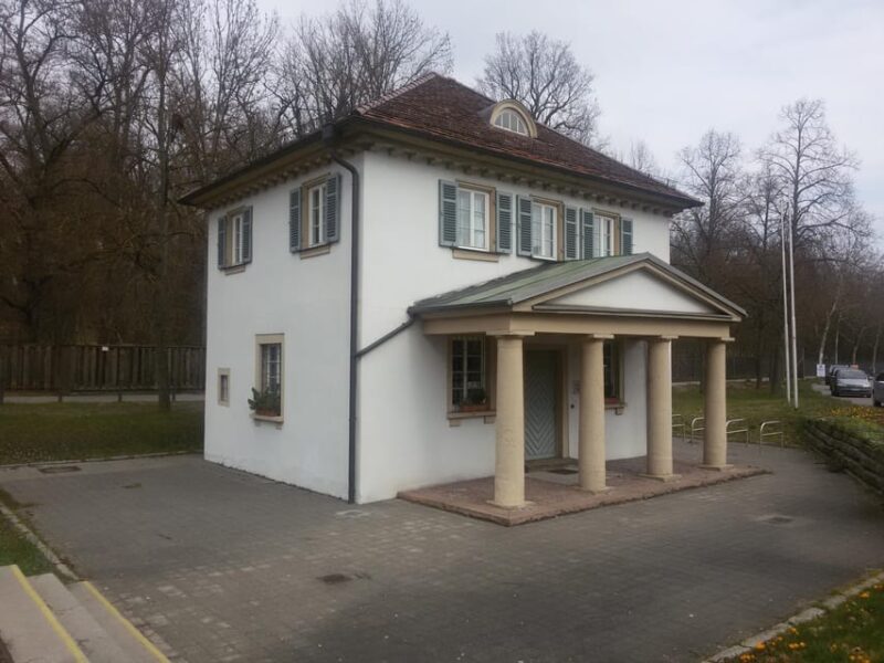 Guided puzzle tour "Save Ludwigsburg" - From the Green Room to Ludwigsburg’s Key Landmarks