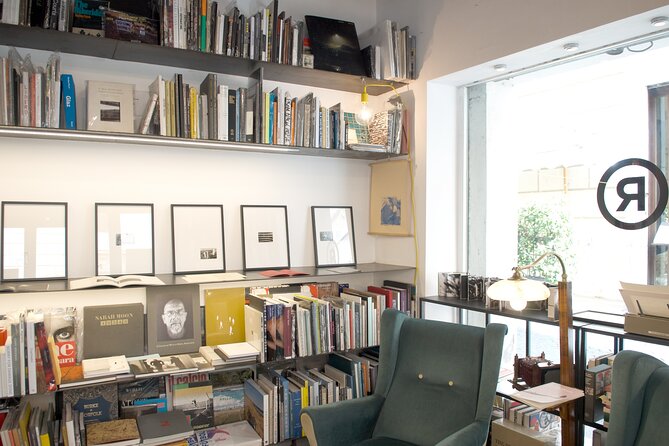 Guided Shared Experience on ONEROOM Books - Discover Photography in a Unique Rome Space for Just $34.91