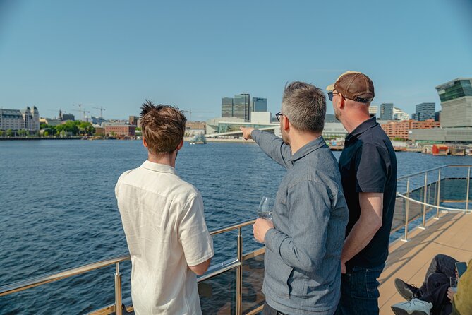 Guided Sightseeing Cruise on Oslofjord by Premium Silent Boat - The Guide’s Role and Commentary Quality