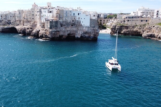 Guided Tour by Catamaran with Aperitif from Polignano a Mare - Timing and Pacing of the Tour
