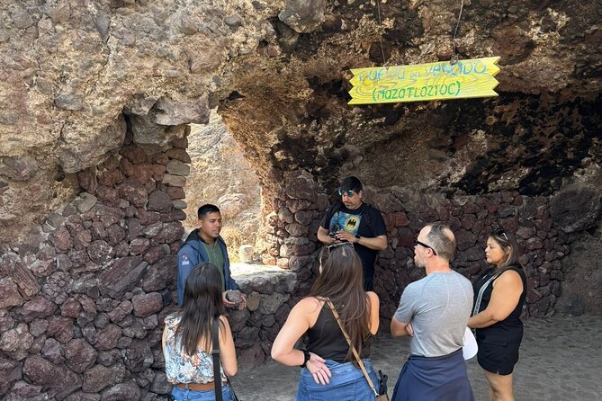 Guided tour EN Teotihuacan - Breakfast EN cave-round transport - The Obsidian Workshop and Local Art Insights