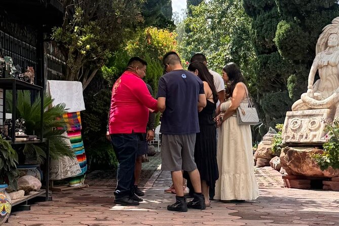 Guided tour EN Teotihuacan - Breakfast EN cave-round transport - Chocolate Making: Hands-On Cocoa Workshop