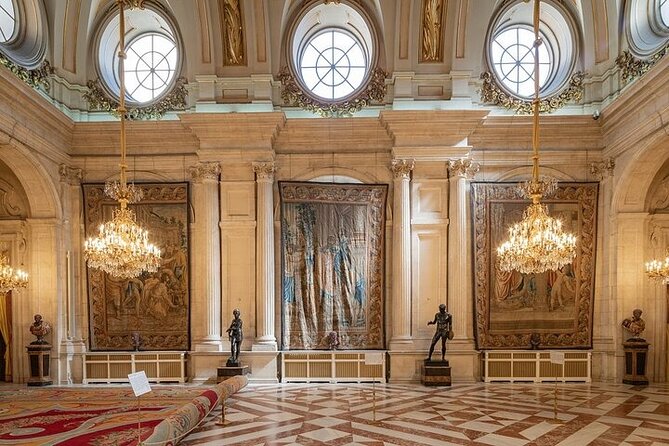 Guided Tour in Madrid's Royal Palace - Critical Perspective: Weighing the Pros and Cons