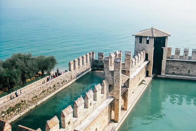 Guided tour in Sirmione with motorboat tour - Pricing and Booking Tips
