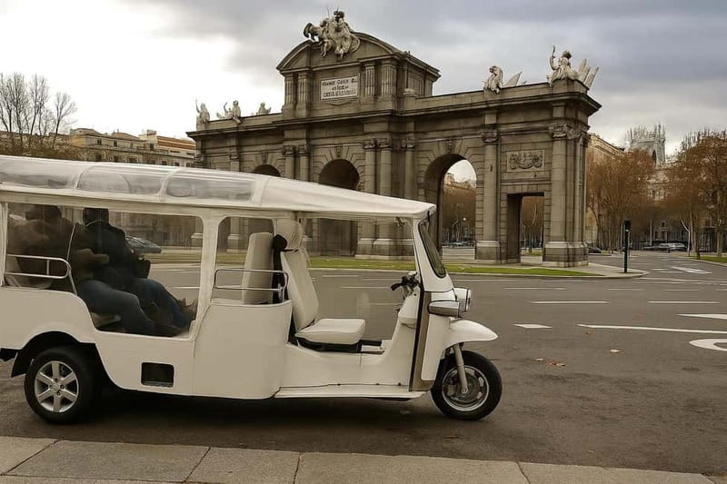 Guided Tour in Tuk Tuk around Madrid - Practical Details: Booking, Duration, and Group Size