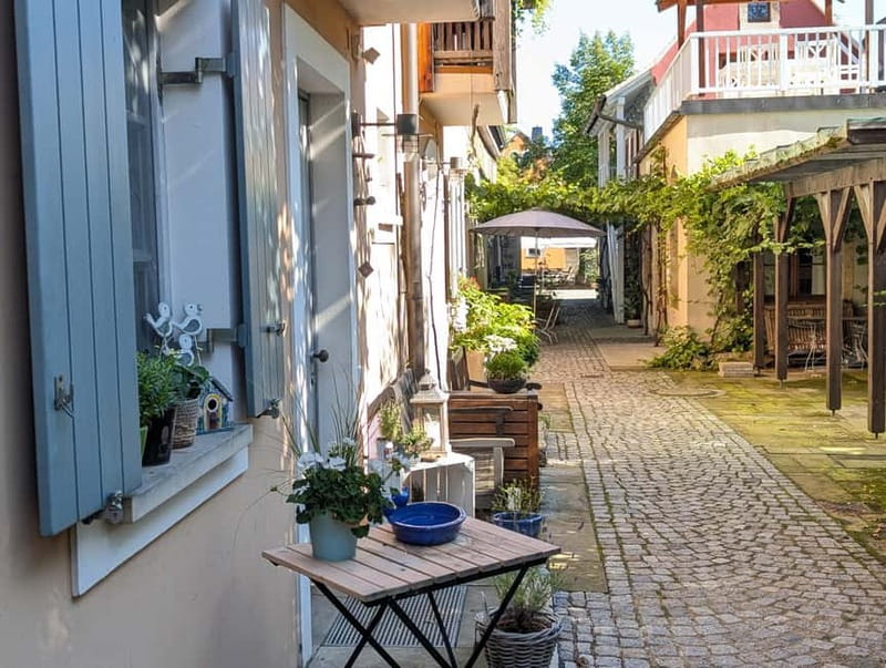 Guided tour of Altkötzschenbroda - Meeting Point at Dittrichs Erben for a Smooth Start