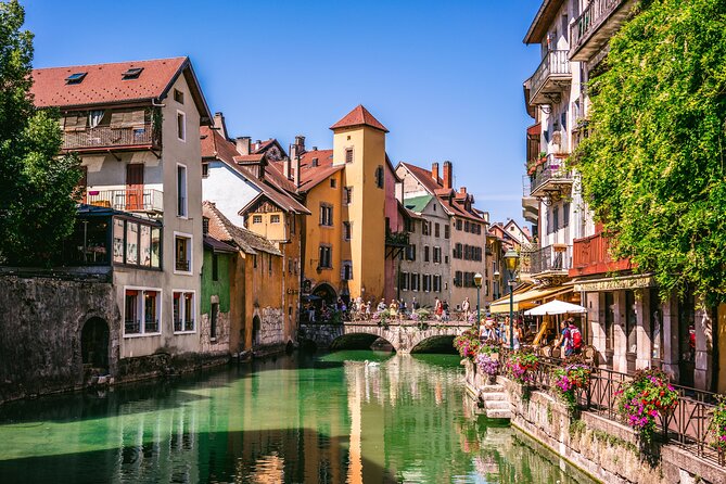 Guided tour of Annecy + Fondue cruise on the lake from Lyon - Discover Annecy’s Highlights with a Private Chauffeured Day Trip from Lyon