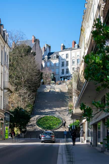 Guided tour of Blois - Discover Blois in Just Two Hours