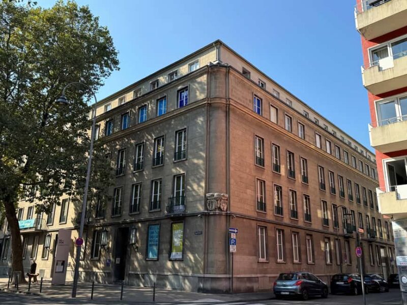 Guided tour of Cologne during the Nazi era - Starting Point at Alter Markt in Colognes Old Town