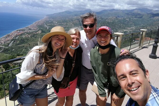 Guided tour of Giardini Naxos, Castelmola, Taormina from Catania - Key Points