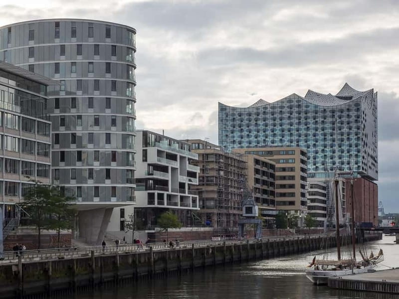 Guided tour of Hamburg - Explore Hamburg’s Historic Heart in Just 2 Hours
