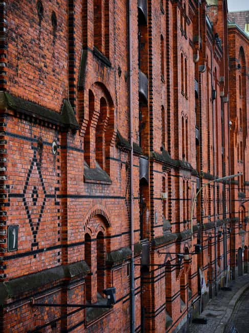 Guided tour of Hamburg's Speicherstadt - warehouse, free port & duty-free - Why This Tour Excels for History and Architecture Enthusiasts