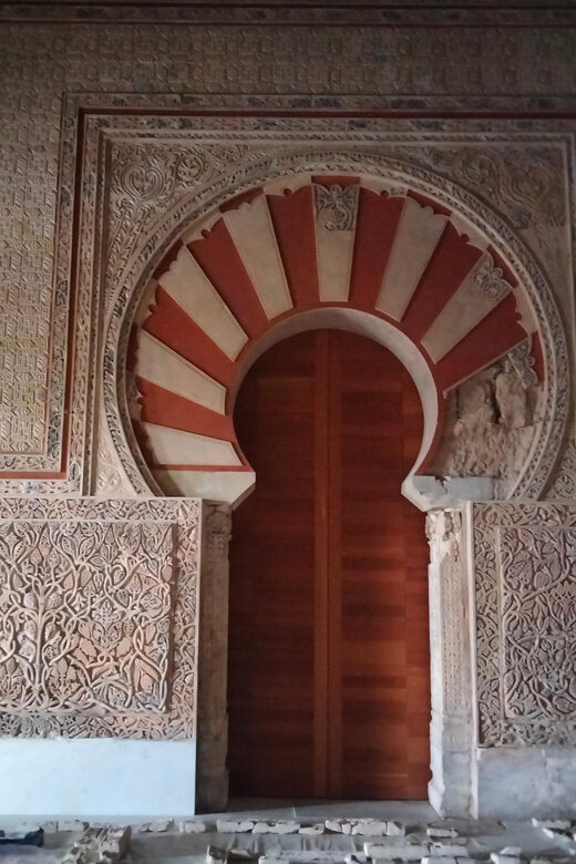 Guided tour of Medina Azahara only in french - Explore the Spectacular Ruins of Medina Azahara with a French-Guided Tour