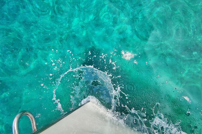 Guided Tour of the Adriatic or Ionian Caves of 1 hour and 30 minutes - Exploring Lecce’s Seaside Caves from Santa Maria di Leuca