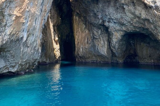 Guided Tour of the Adriatic or Ionian Caves of 1 hour and 30 minutes - The Ionian Coast’s Majestic Caves and Unique Formations