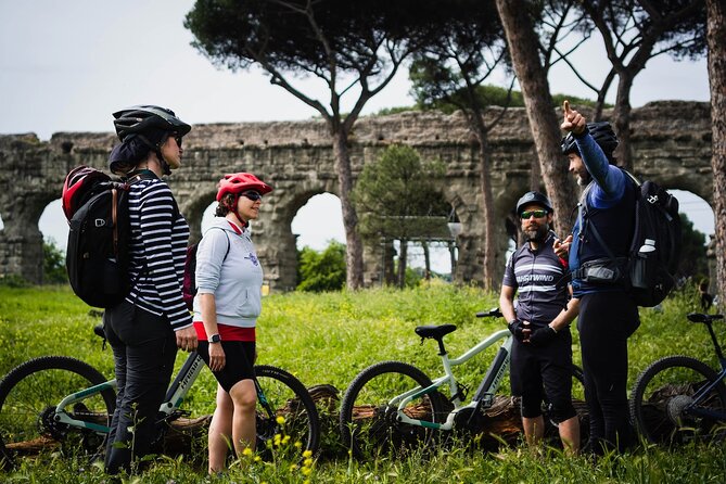 Guided tour of the Appia Antica by E-bike with aperitif - Key Points