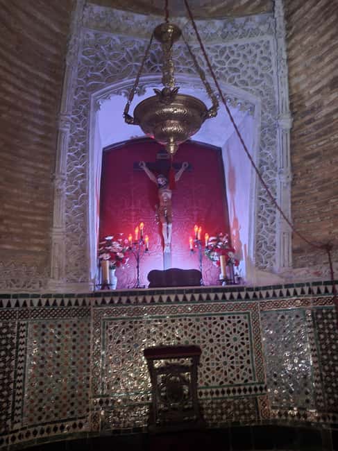 Guided tour of the Arch of San Lorenzo, Air Raid Shelter, and Mudejar Hall - Inside the Arch of San Lorenzo: A Mudejar Treasure in Jaén