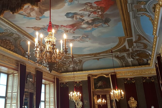 Guided tour of the castle with an introduction to architecture and the Dresden stable yard - The Significance of the Stallhof for Tournaments and Festivities