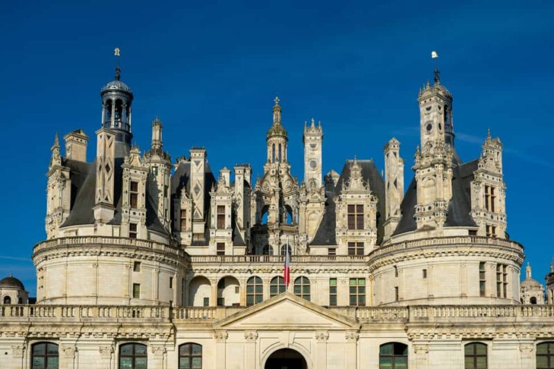 Guided tour of the Château de Chambord - The Castle’s Most Famous Feature: The Double-Helix Staircase