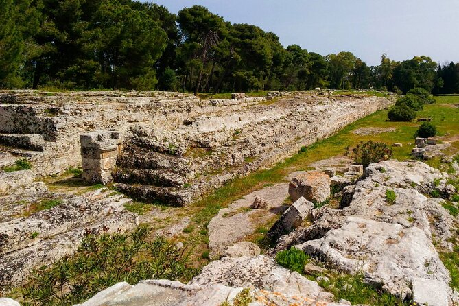 Guided tour of the Greek Theater and the Neapolis of Syracuse - Exploring the Neapolis Archaeological Park