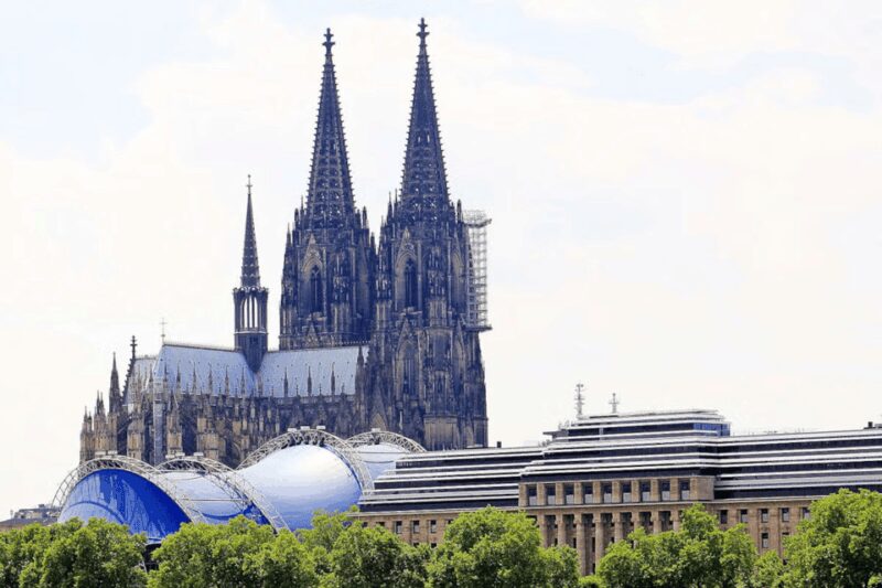 Guided tour of the historic center of Colonia - Why This Tour Stands Out in Cologne