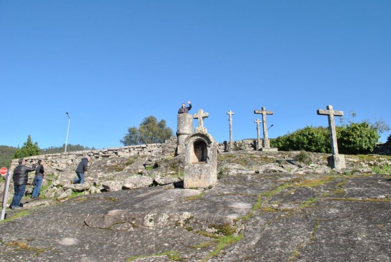 Guided Tour of the Historic Center of Vila de Arouca - Discovering the Calvary of Arouca from the 17th and 18th Centuries