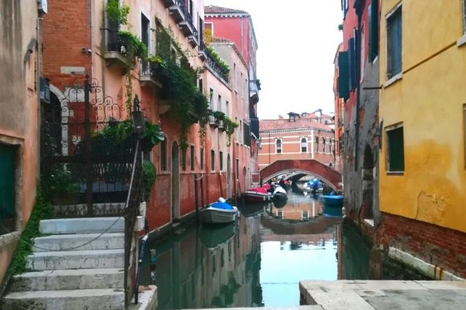 Guided Tour of the Jewish Ghetto in Venice with Cannaregio & Synagogues Visit - Key Points