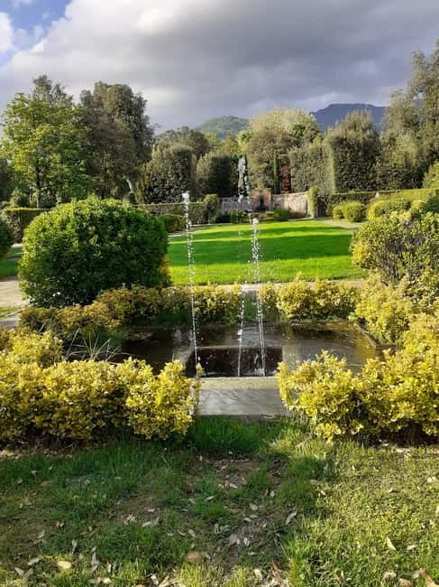 Guided tour of the park of Villa Reale di Marlia - Exploring the Water Theater and Lake Connection