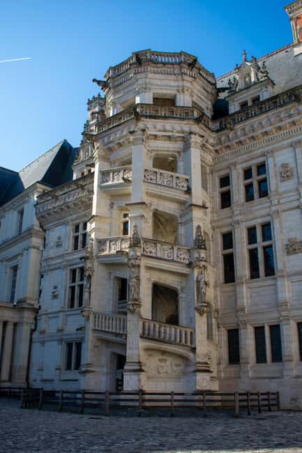 Guided tour of the Royal Castle of Blois - Key Points