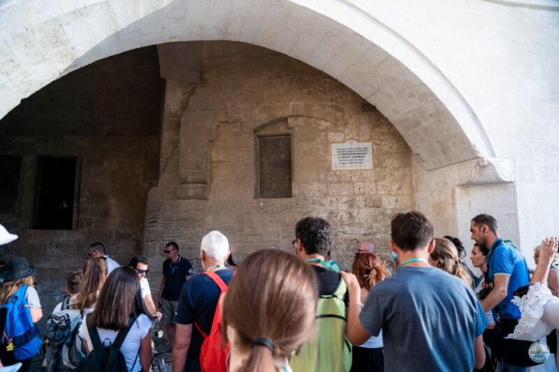Guided tour of the Sasso Barisano and Sasso Caveoso - Explore Matera’s Sasso Districts for an Authentic Experience