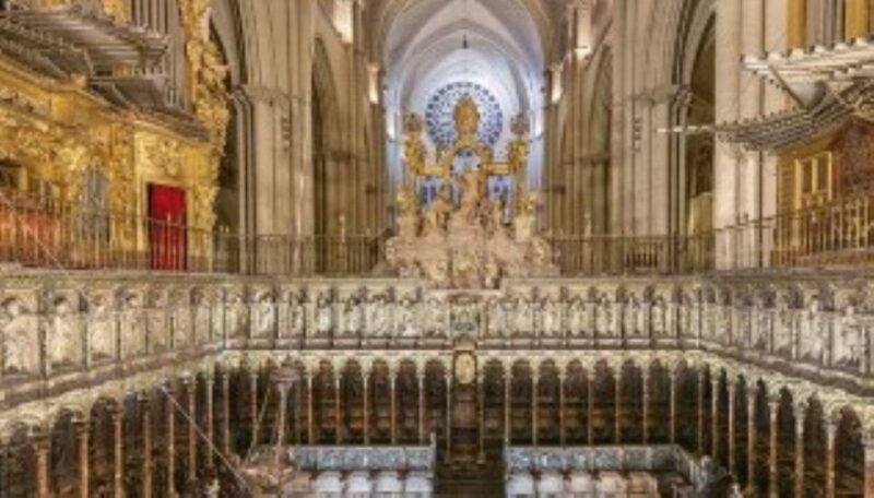 Guided tour of the Toledo Cathedral (Input no included) - Discover the Architectural Marvel of Toledos Cathedral