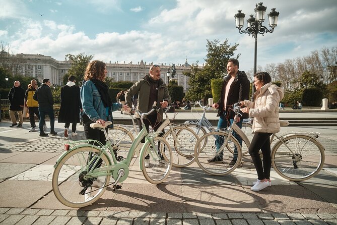 Guided tour on a Vintage Bike through Madrid - Starting Point in Madrid’s City Center
