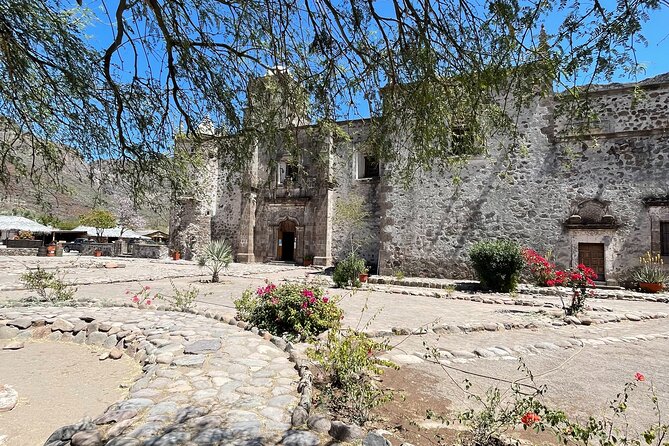 Guided Tour San Javier Mission - Visiting the San Javier Mission in the Sierra de Giganta