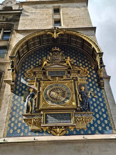 Guided tour to discover Notre Dame de Paris and Île de la Cité - Accessibility and Booking Flexibility