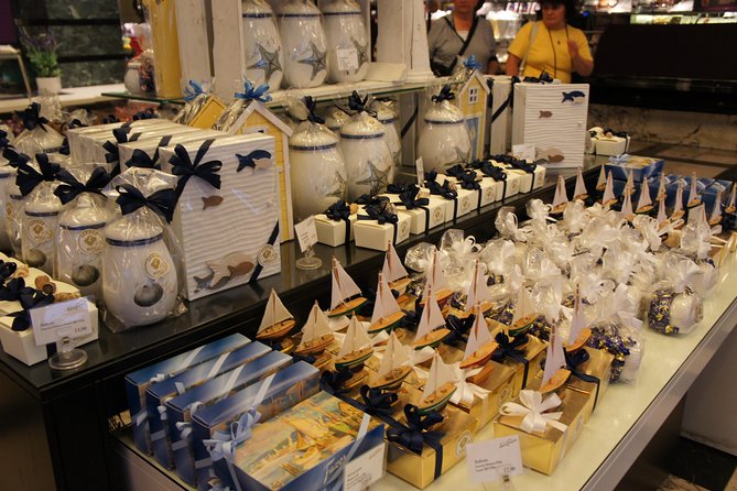 Guided tour to Helsinki from Tallinn by VIP car with return ferry ticket - Experiencing Helsinki’s Waterfront and Green Spaces